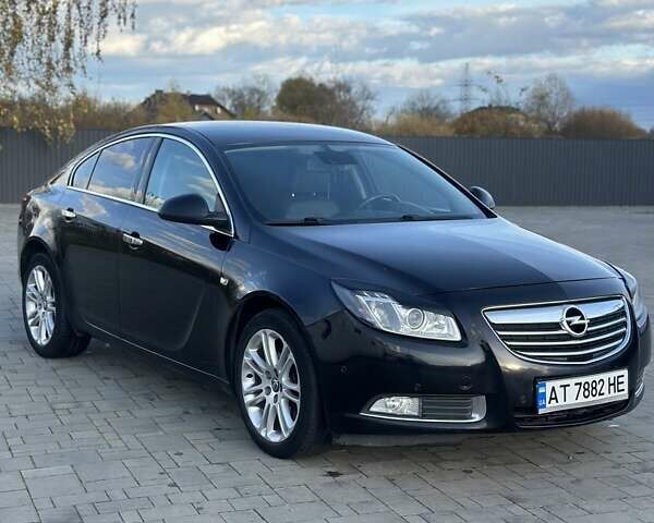 Опель Інсігнія 2009 у Калуше на Automoto.ua Чорний Опель Інсігнія, об'ємом двигуна 2 л та пробігом 290 тис. км за 7900 $, фото 1 на Automoto.ua