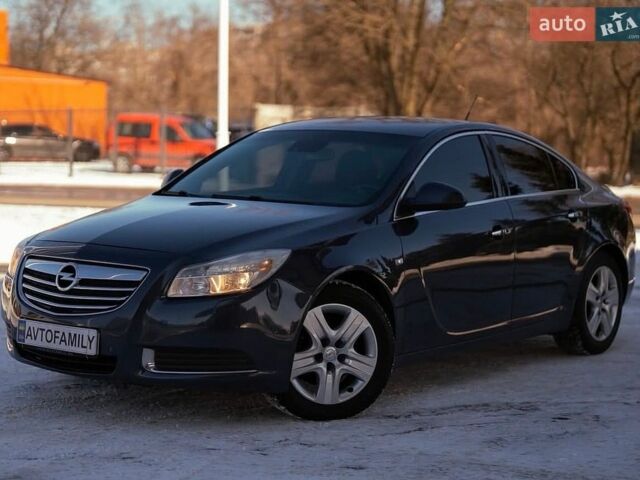 Черный Опель Инсигния, объемом двигателя 2 л и пробегом 226 тыс. км за 6800 $, фото 1 на Automoto.ua