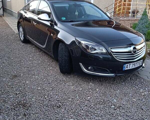 Черный Опель Инсигния, объемом двигателя 2 л и пробегом 200 тыс. км за 9962 $, фото 1 на Automoto.ua