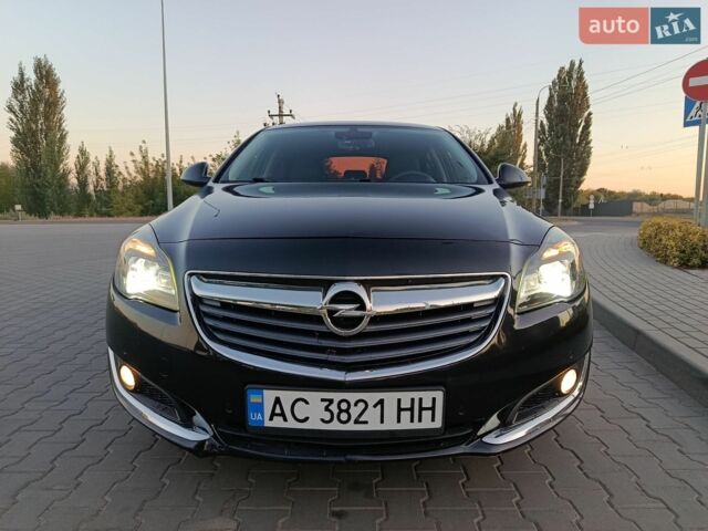 Черный Опель Инсигния, объемом двигателя 1.6 л и пробегом 250 тыс. км за 8200 $, фото 1 на Automoto.ua
