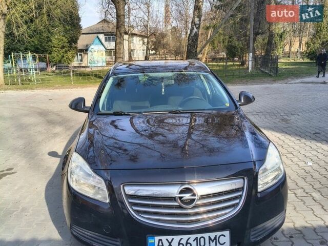 Чорний Опель Інсігнія, об'ємом двигуна 1.8 л та пробігом 205 тис. км за 5200 $, фото 1 на Automoto.ua