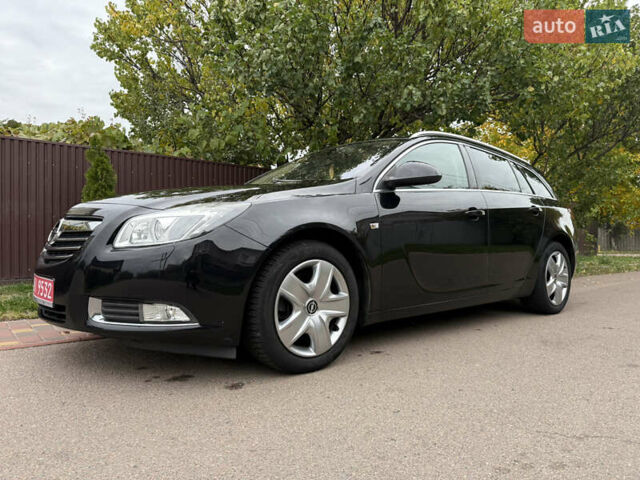 Черный Опель Инсигния, объемом двигателя 1.6 л и пробегом 204 тыс. км за 8300 $, фото 1 на Automoto.ua