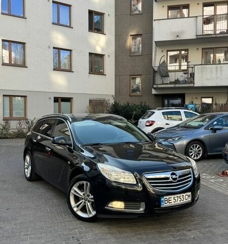 Черный Опель Инсигния, объемом двигателя 1.96 л и пробегом 191 тыс. км за 7300 $, фото 1 на Automoto.ua
