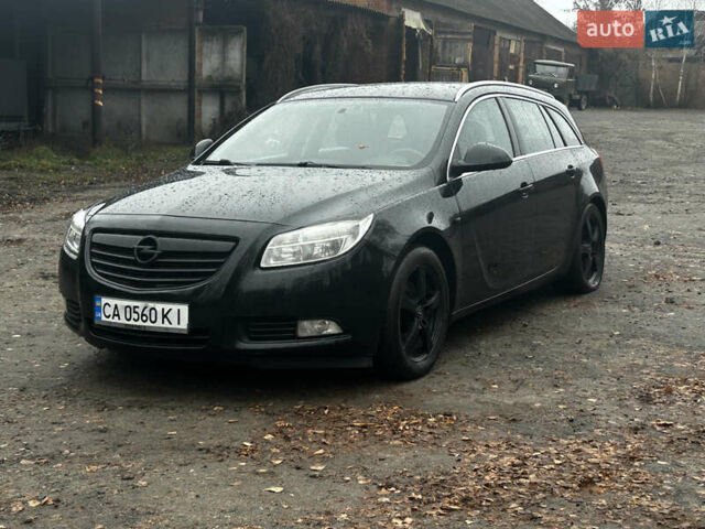 Чорний Опель Інсігнія, об'ємом двигуна 1.96 л та пробігом 288 тис. км за 6000 $, фото 1 на Automoto.ua