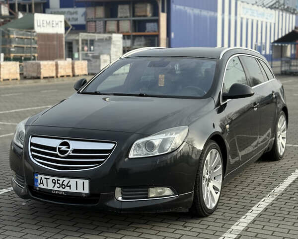 Черный Опель Инсигния, объемом двигателя 1.96 л и пробегом 305 тыс. км за 7999 $, фото 1 на Automoto.ua