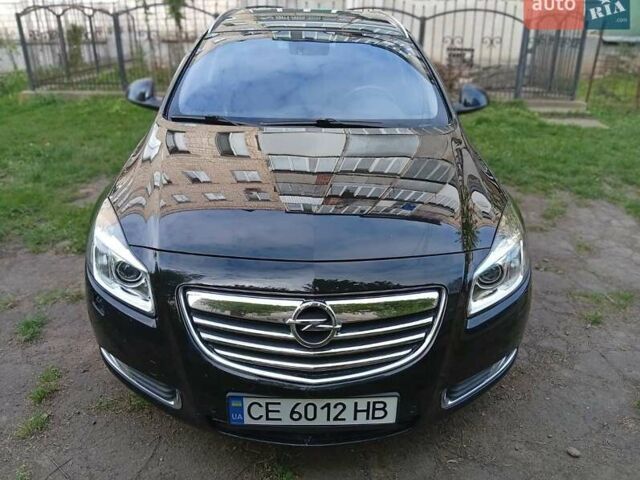 Черный Опель Инсигния, объемом двигателя 2 л и пробегом 300 тыс. км за 6600 $, фото 1 на Automoto.ua
