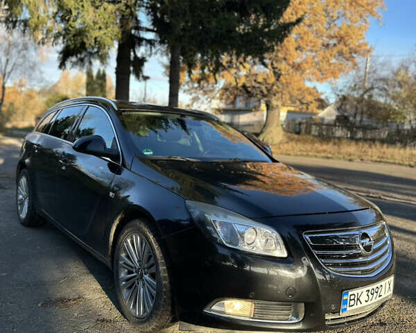 Опель Інсігнія 2010 у Березне на Automoto.ua Чорний Опель Інсігнія, об'ємом двигуна 1.96 л та пробігом 303 тис. км за 7500 $, фото 1 на Automoto.ua