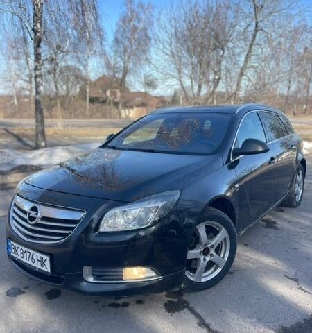 Чорний Опель Інсігнія, об'ємом двигуна 1.96 л та пробігом 250 тис. км за 6850 $, фото 1 на Automoto.ua