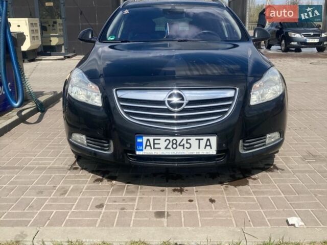 Черный Опель Инсигния, объемом двигателя 2 л и пробегом 222 тыс. км за 7000 $, фото 1 на Automoto.ua