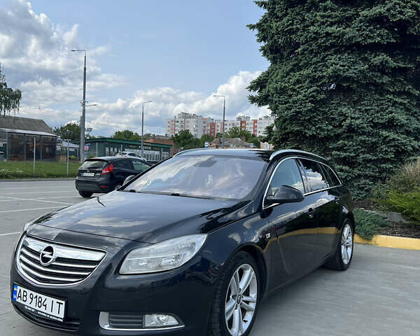 Чорний Опель Інсігнія, об'ємом двигуна 1.96 л та пробігом 345 тис. км за 8500 $, фото 1 на Automoto.ua