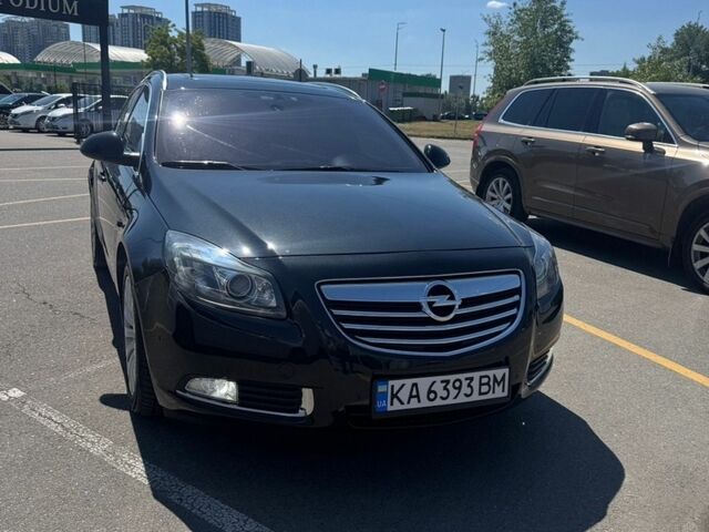 Чорний Опель Інсігнія, об'ємом двигуна 1.96 л та пробігом 306 тис. км за 9300 $, фото 1 на Automoto.ua