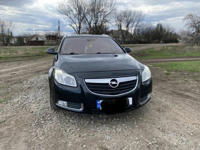 Черный Опель Инсигния, объемом двигателя 2 л и пробегом 200 тыс. км за 9000 $, фото 1 на Automoto.ua