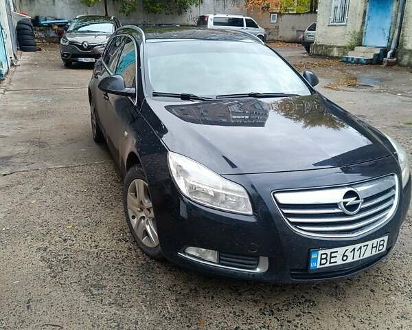 Опель Инсигния 2012 в Южноукраинске на Automoto.ua Черный Опель Инсигния, объемом двигателя 1.96 л и пробегом 270 тыс. км за 7900 $, фото 1 на Automoto.ua