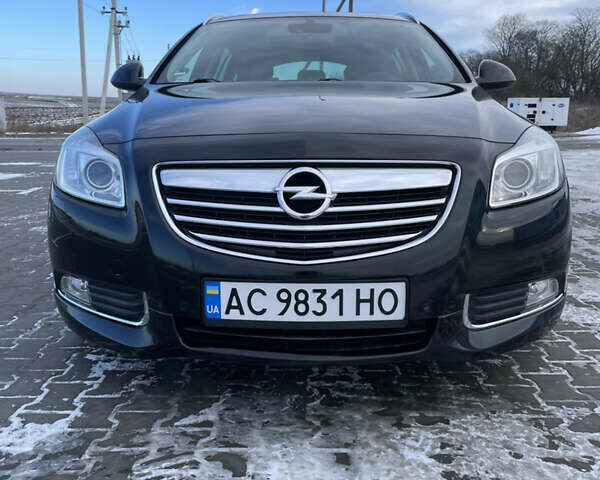 Черный Опель Инсигния, объемом двигателя 1.96 л и пробегом 244 тыс. км за 10300 $, фото 1 на Automoto.ua