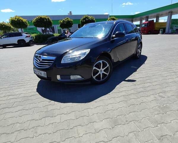 Черный Опель Инсигния, объемом двигателя 1.96 л и пробегом 228 тыс. км за 8499 $, фото 1 на Automoto.ua