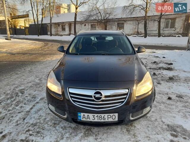 Черный Опель Инсигния, объемом двигателя 1.36 л и пробегом 289 тыс. км за 7300 $, фото 1 на Automoto.ua