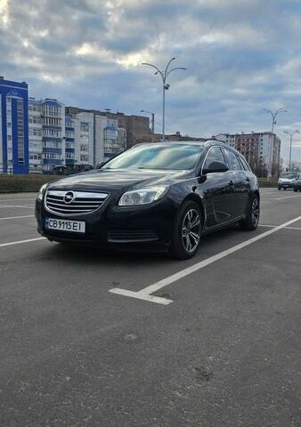 Черный Опель Инсигния, объемом двигателя 1.96 л и пробегом 280 тыс. км за 7800 $, фото 1 на Automoto.ua