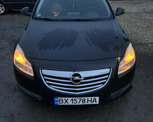 Чорний Опель Інсігнія, об'ємом двигуна 1.96 л та пробігом 205 тис. км за 8000 $, фото 1 на Automoto.ua