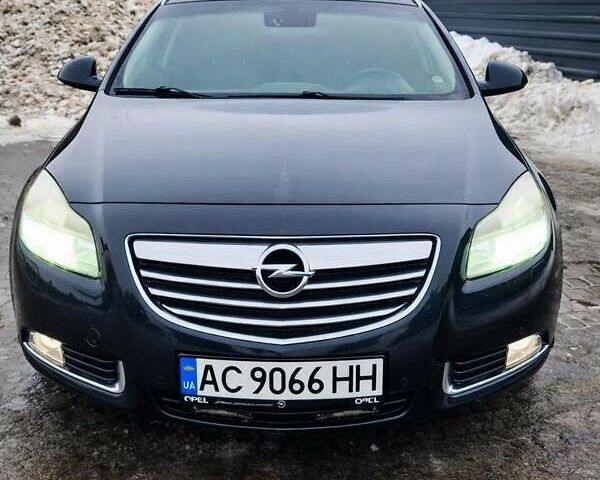 Чорний Опель Інсігнія, об'ємом двигуна 1.96 л та пробігом 287 тис. км за 9000 $, фото 1 на Automoto.ua