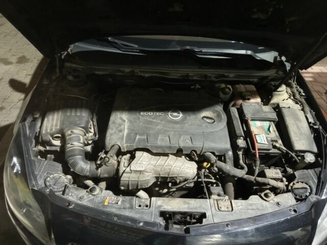 Опель Инсигния 2013 в Тернополе на Automoto.ua Черный Опель Инсигния, объемом двигателя 2 л и пробегом 288 тыс. км за 11000 $, фото 1 на Automoto.ua