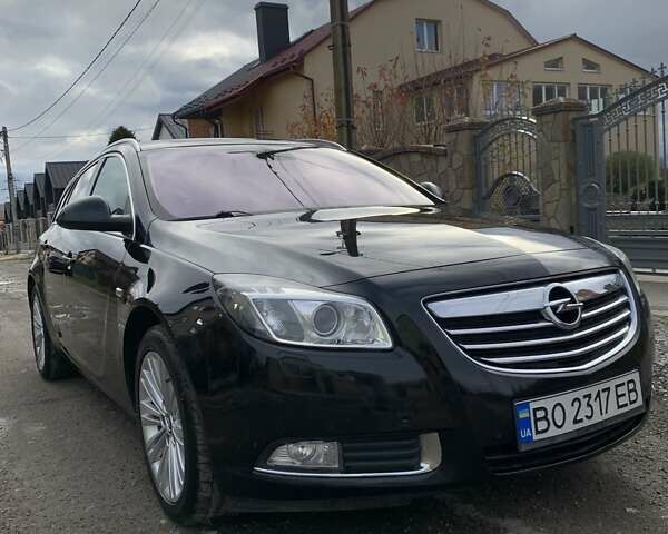 Черный Опель Инсигния, объемом двигателя 2 л и пробегом 288 тыс. км за 10500 $, фото 1 на Automoto.ua