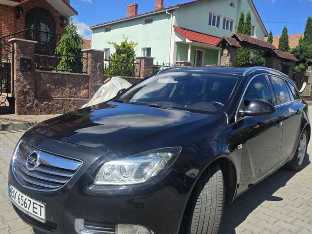 Чорний Опель Інсігнія, об'ємом двигуна 2 л та пробігом 280 тис. км за 8500 $, фото 1 на Automoto.ua