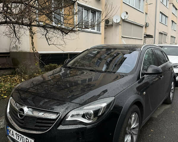 Черный Опель Инсигния, объемом двигателя 2 л и пробегом 178 тыс. км за 13555 $, фото 1 на Automoto.ua