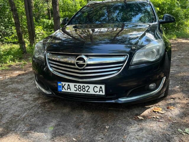 Чорний Опель Інсігнія, об'ємом двигуна 2 л та пробігом 285 тис. км за 14000 $, фото 1 на Automoto.ua