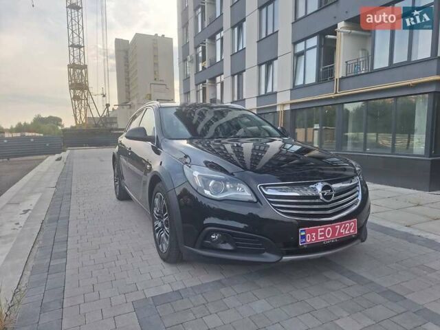 Черный Опель Инсигния, объемом двигателя 2 л и пробегом 183 тыс. км за 13800 $, фото 1 на Automoto.ua