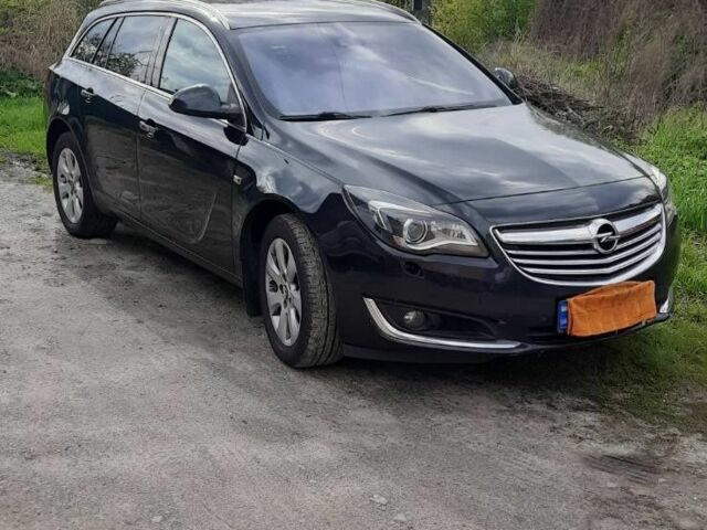 Чорний Опель Інсігнія, об'ємом двигуна 2 л та пробігом 240 тис. км за 10500 $, фото 1 на Automoto.ua