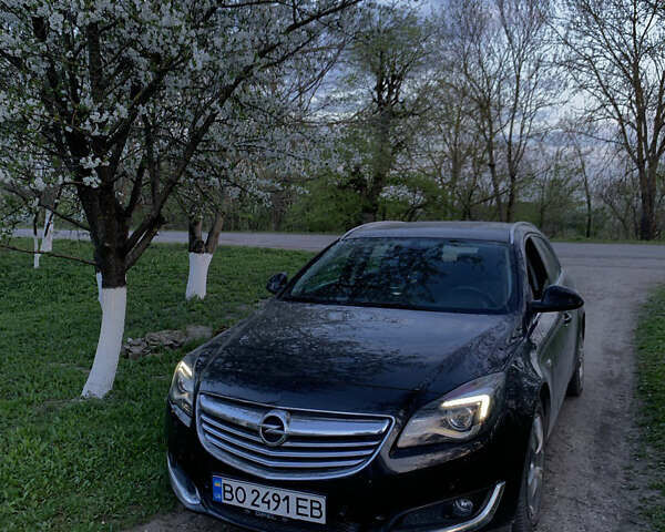 Чорний Опель Інсігнія, об'ємом двигуна 1.96 л та пробігом 210 тис. км за 10000 $, фото 1 на Automoto.ua