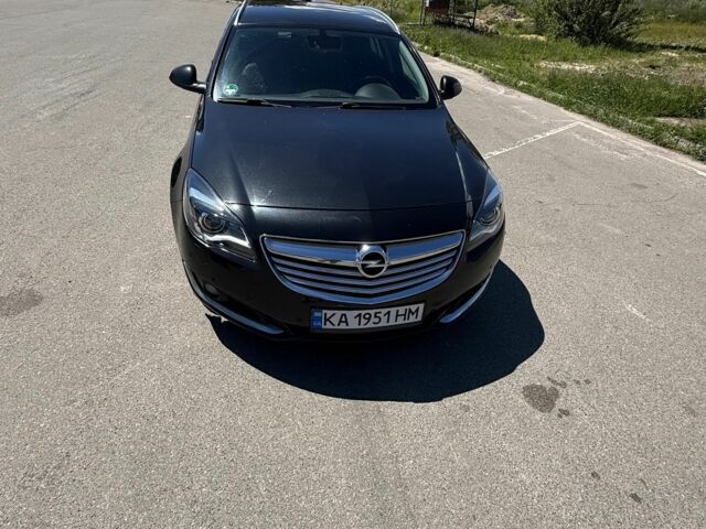 Черный Опель Инсигния, объемом двигателя 2 л и пробегом 340 тыс. км за 8100 $, фото 1 на Automoto.ua