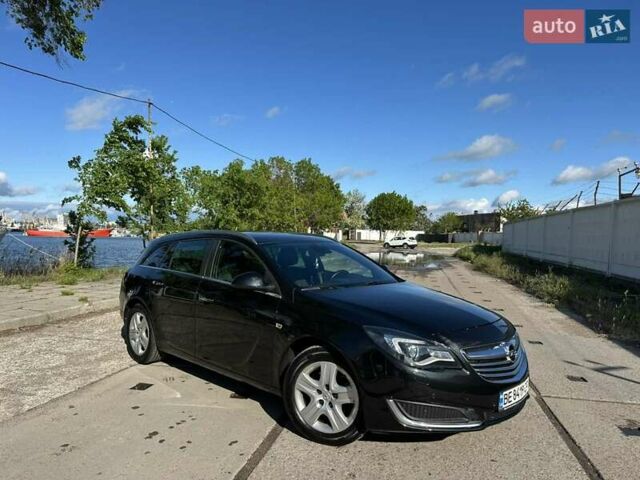 Черный Опель Инсигния, объемом двигателя 1.96 л и пробегом 282 тыс. км за 8700 $, фото 1 на Automoto.ua