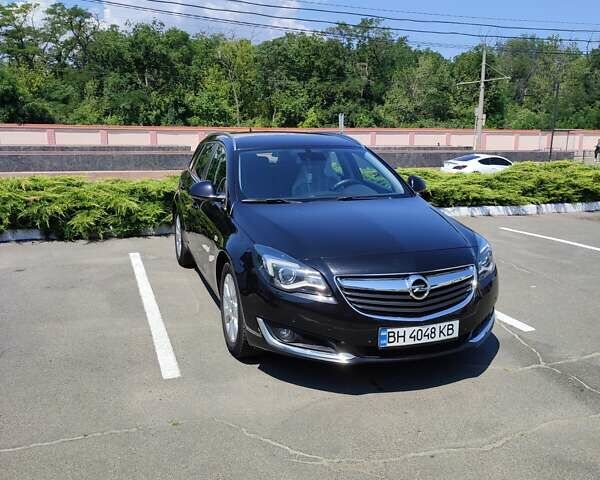 Черный Опель Инсигния, объемом двигателя 1.6 л и пробегом 221 тыс. км за 8694 $, фото 1 на Automoto.ua