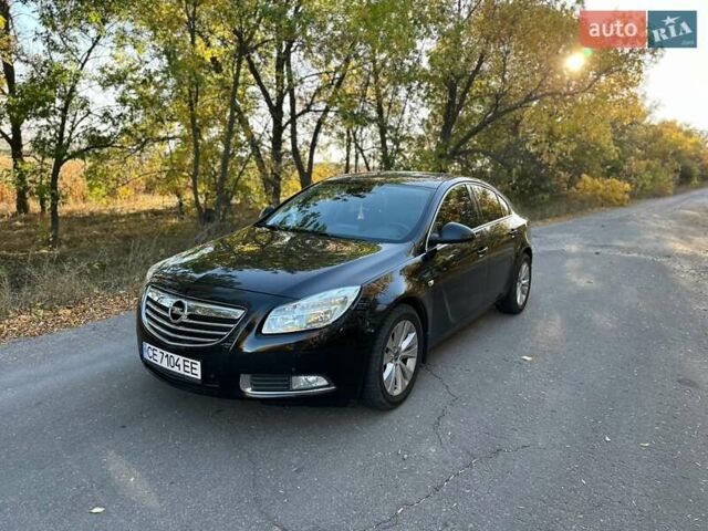 Черный Опель Инсигния, объемом двигателя 2 л и пробегом 240 тыс. км за 8200 $, фото 1 на Automoto.ua