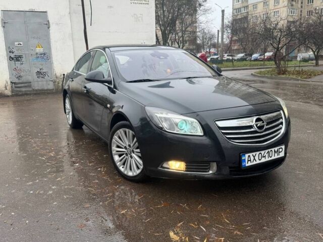 Черный Опель Инсигния, объемом двигателя 2 л и пробегом 266 тыс. км за 7700 $, фото 1 на Automoto.ua