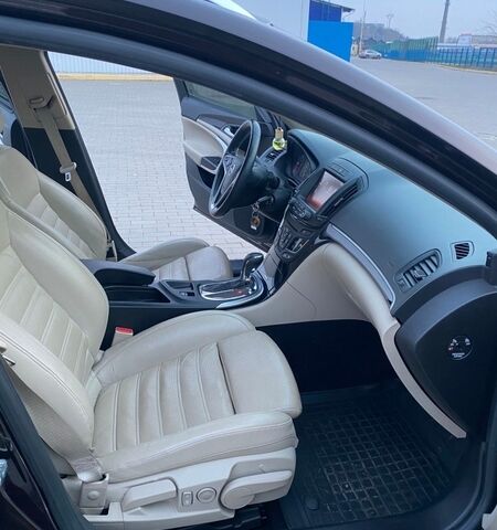 Фіолетовий Опель Інсігнія, об'ємом двигуна 1.96 л та пробігом 238 тис. км за 11600 $, фото 1 на Automoto.ua