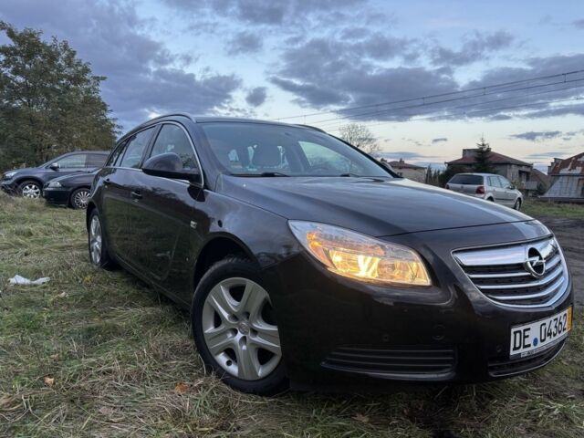 Опель Інсігнія 2009 у Самборе на Automoto.ua Коричневий Опель Інсігнія, об'ємом двигуна 1.8 л та пробігом 99 тис. км за 5706 $, фото 1 на Automoto.ua