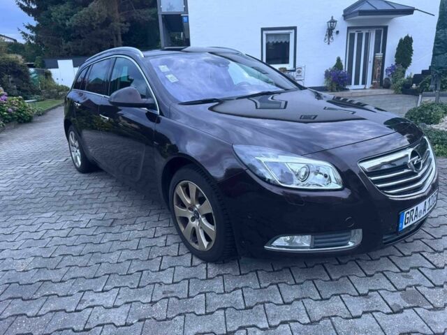 Коричневый Опель Инсигния, объемом двигателя 2 л и пробегом 263 тыс. км за 7999 $, фото 1 на Automoto.ua