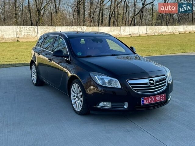 Коричневый Опель Инсигния, объемом двигателя 2 л и пробегом 191 тыс. км за 9950 $, фото 1 на Automoto.ua
