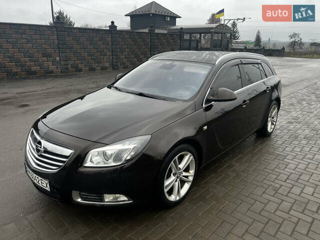 Коричневый Опель Инсигния, объемом двигателя 1.96 л и пробегом 331 тыс. км за 6999 $, фото 1 на Automoto.ua