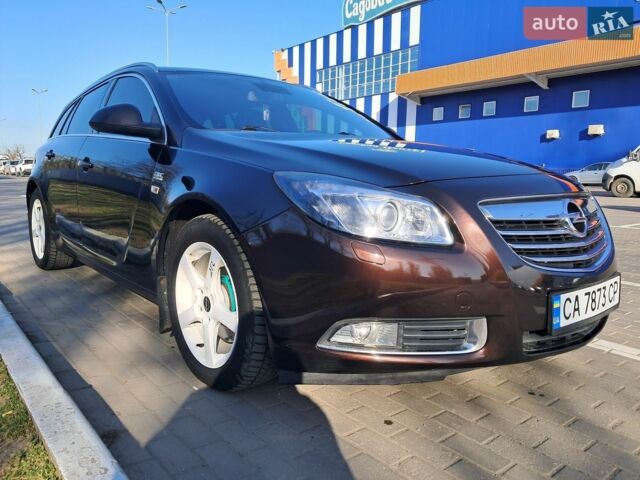 Коричневий Опель Інсігнія, об'ємом двигуна 1.96 л та пробігом 306 тис. км за 9200 $, фото 1 на Automoto.ua