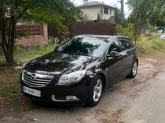Коричневий Опель Інсігнія, об'ємом двигуна 1.96 л та пробігом 323 тис. км за 5500 $, фото 1 на Automoto.ua