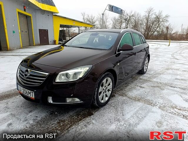 Коричневый Опель Инсигния, объемом двигателя 2 л и пробегом 25000 тыс. км за 4200 $, фото 1 на Automoto.ua