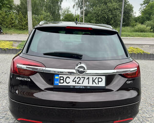 Коричневий Опель Інсігнія, об'ємом двигуна 1.96 л та пробігом 256 тис. км за 10200 $, фото 1 на Automoto.ua