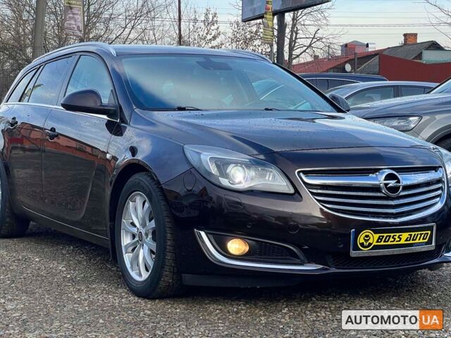 Коричневий Опель Інсігнія, об'ємом двигуна 2 л та пробігом 235 тис. км за 9800 $, фото 1 на Automoto.ua
