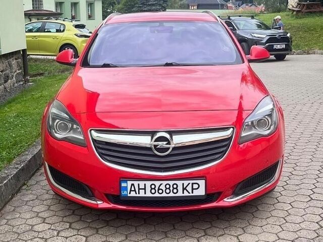 Красный Опель Инсигния, объемом двигателя 1.96 л и пробегом 217 тыс. км за 10400 $, фото 1 на Automoto.ua