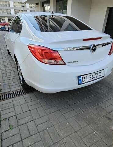 Опель Інсігнія, об'ємом двигуна 1.96 л та пробігом 284 тис. км за 8500 $, фото 1 на Automoto.ua