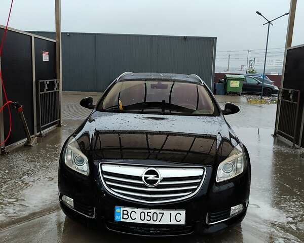 Опель Інсігнія, об'ємом двигуна 2 л та пробігом 170 тис. км за 9000 $, фото 1 на Automoto.ua