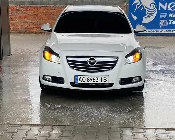 Опель Інсігнія, об'ємом двигуна 2 л та пробігом 155 тис. км за 6200 $, фото 1 на Automoto.ua